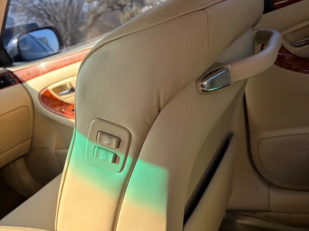Toyota Crown 2007 2.5L Royal Leather Edition фото 9