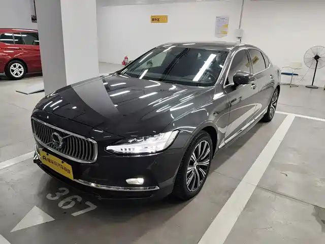 Volvo S90 2021