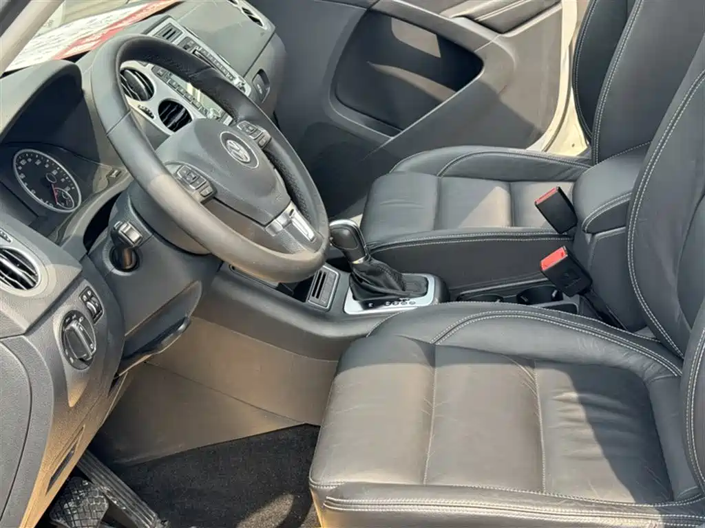 Volkswagen Tiguan 2016 Model 300TSI Automatic 2WD Comfort Edition фото 12