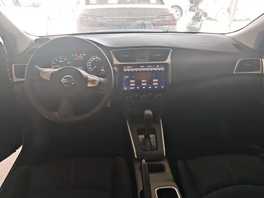 Nissan SYLPHY, миниатюра 3