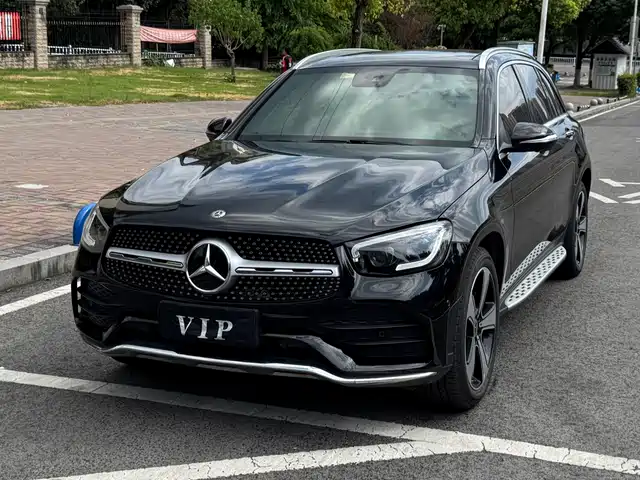 Mercedes-Benz GLC 2020 Facelift GLC 300 L 4MATIC Luxury — фото 1