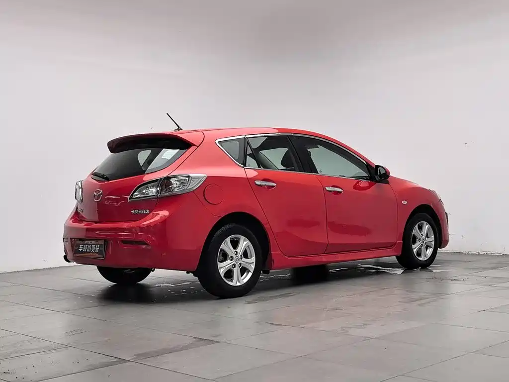 Mazda Mazda3 Axela 2012 2012 Hatchback 1.6L Automatic Elite