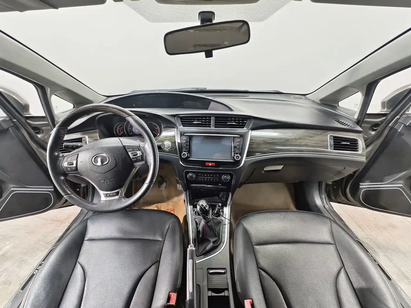 Great Wall C50 2015 2014 Upgrade 1.5T Manual Fashion