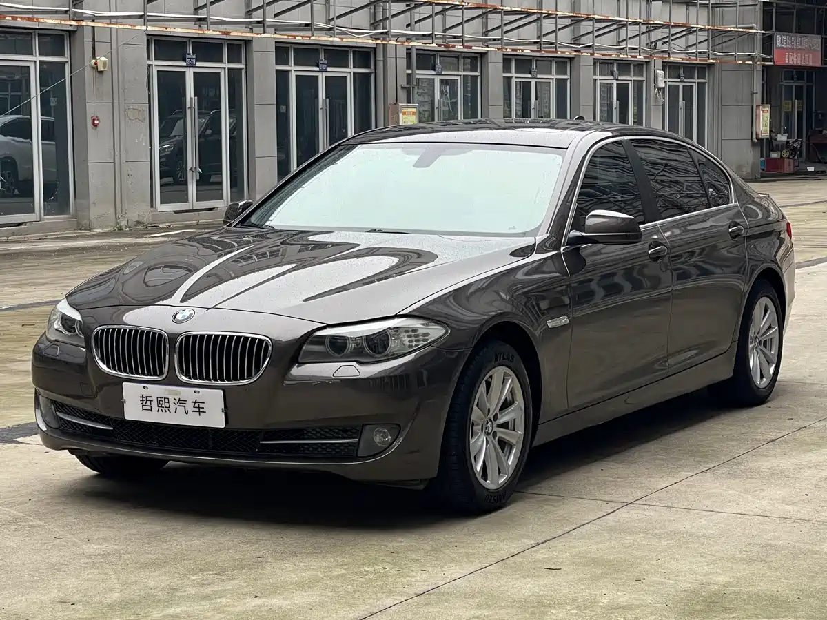 BMW 5 Series 2013 525Li Luxury