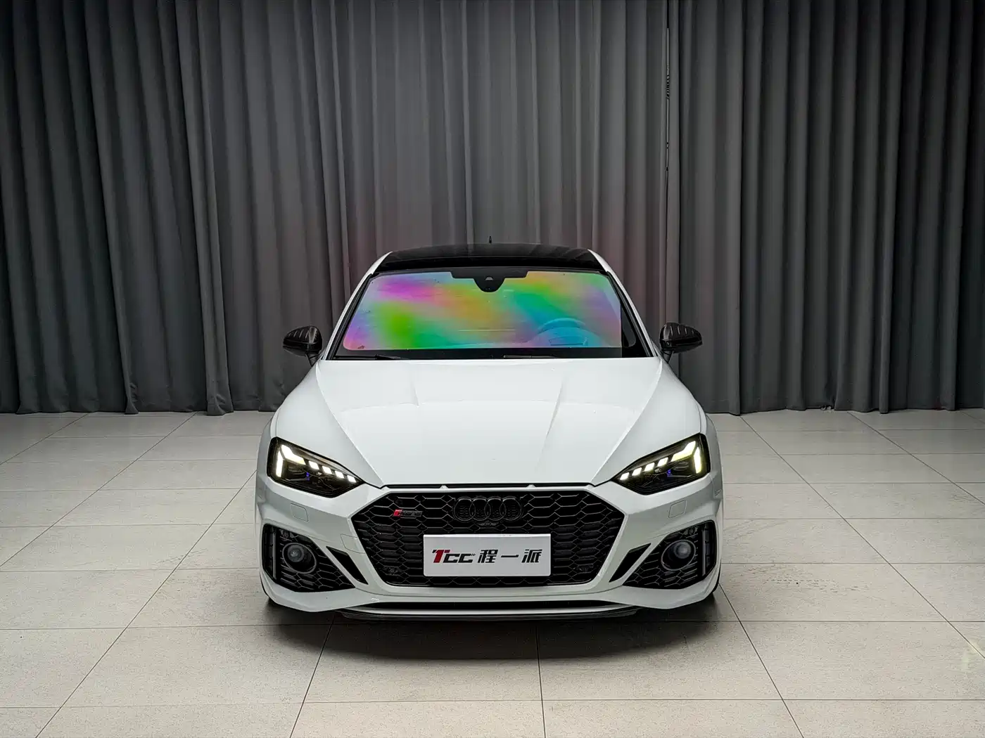 Photo 2 - Audi RS 5