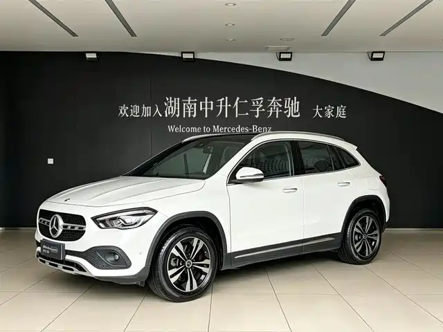Mercedes-Benz GLA 2023