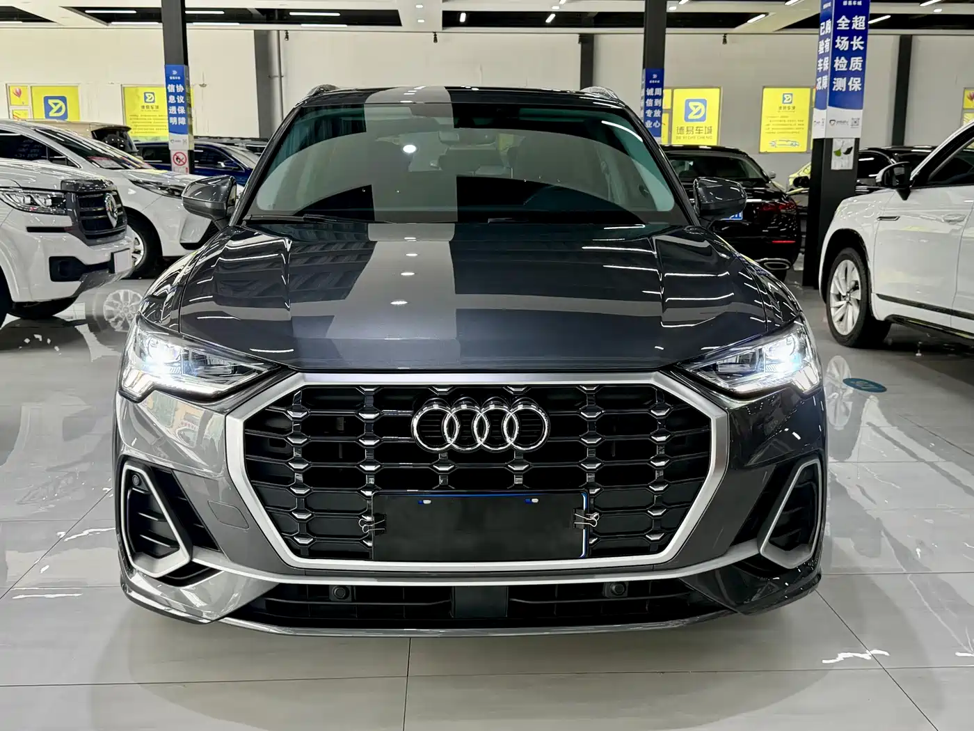Audi Q3 2023 35 TFSI Fashion Dynamic (1.4T) фото 2