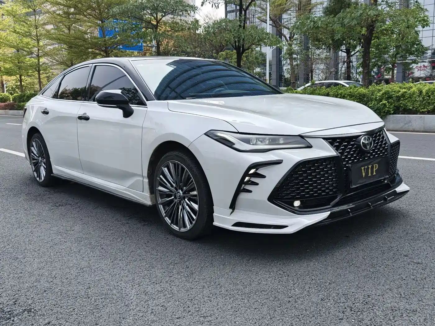 Toyota Avalon 2022 2.0L Luxury Edition фото 3