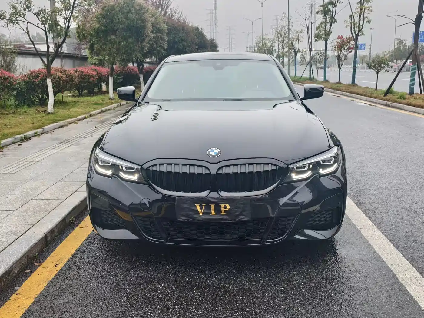 BMW 3 Series 2022 325i M Sport Shadow Edition фото 2
