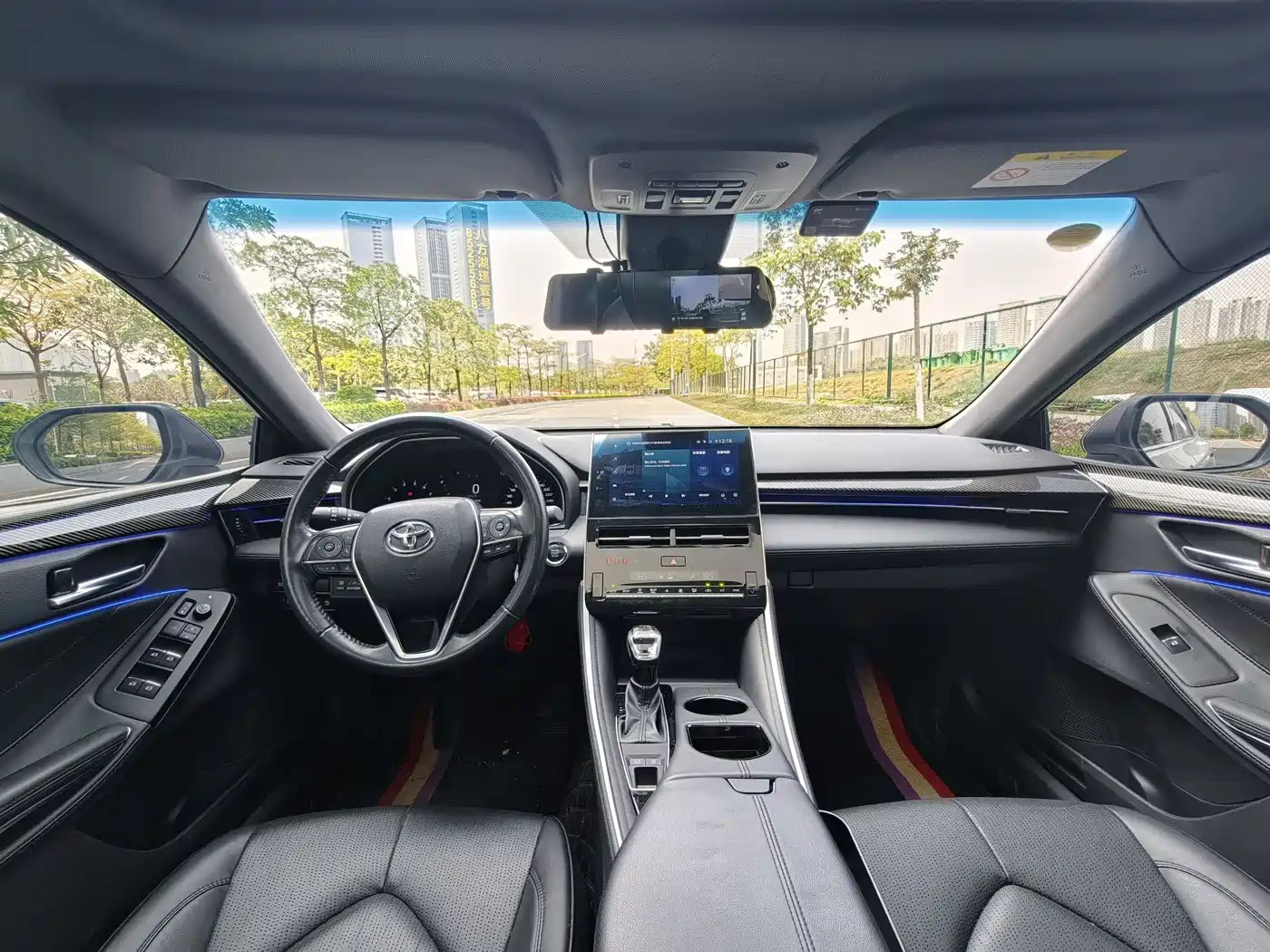 Toyota Avalon 2022 2.0L Luxury Edition фото 5