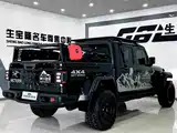 Фото 4 - Jeep Gladiator
