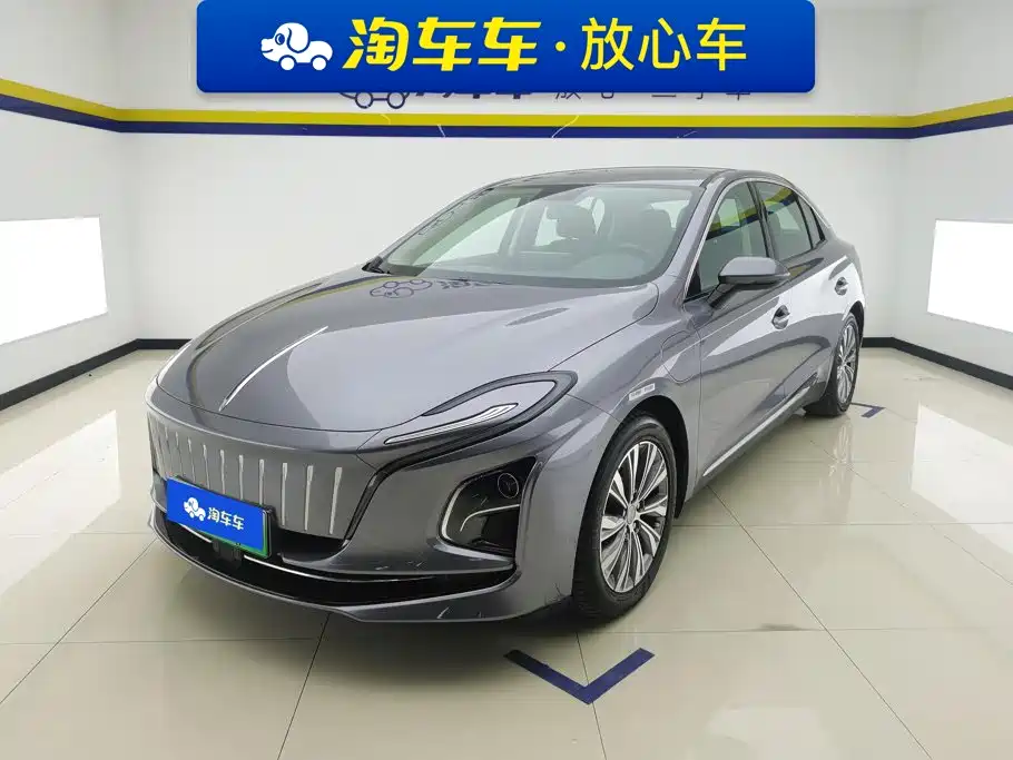 Hongqi E-QM5 2024