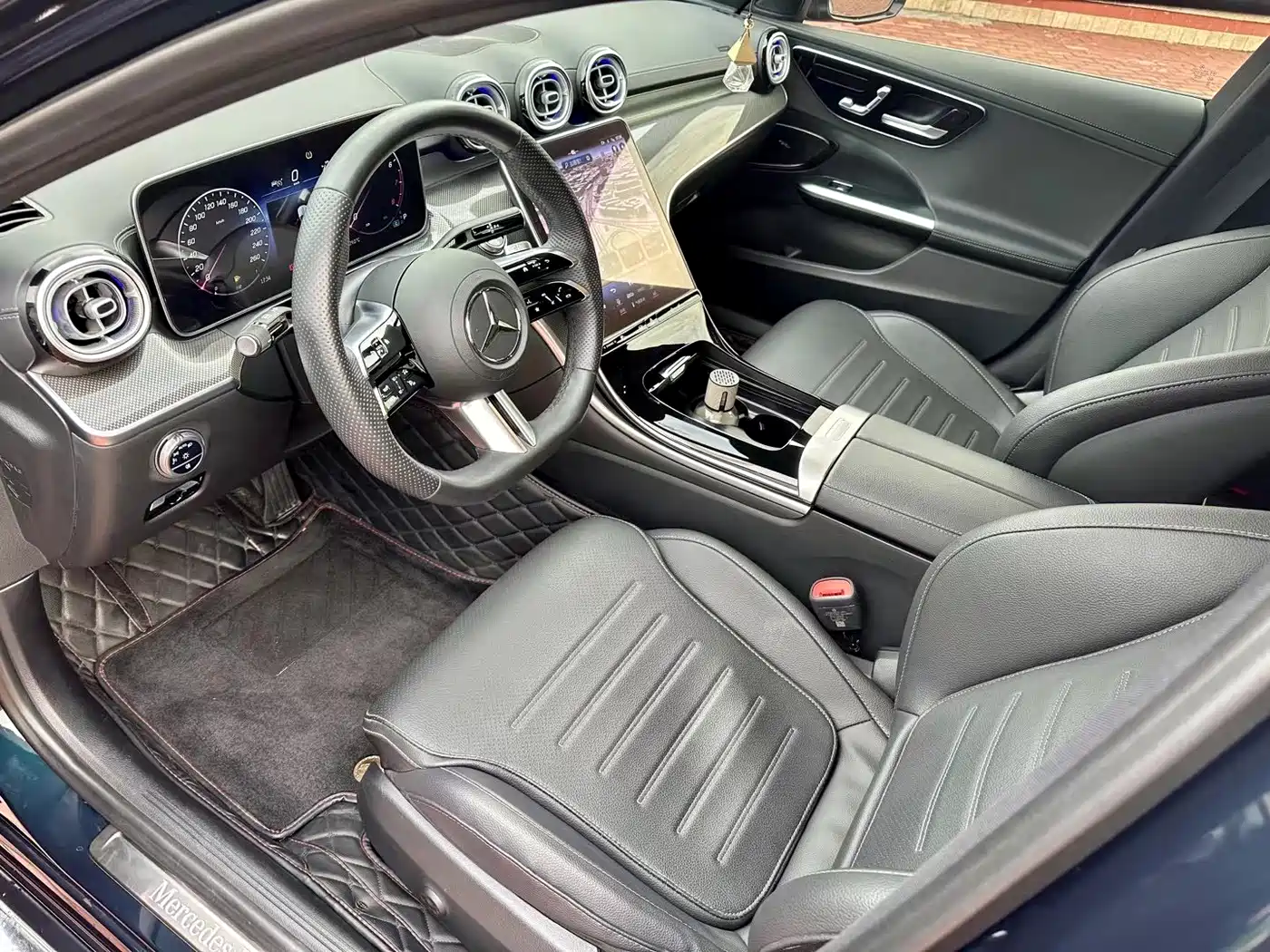 Mercedes-Benz C-Class 2023 C 260 L Sport фото 6