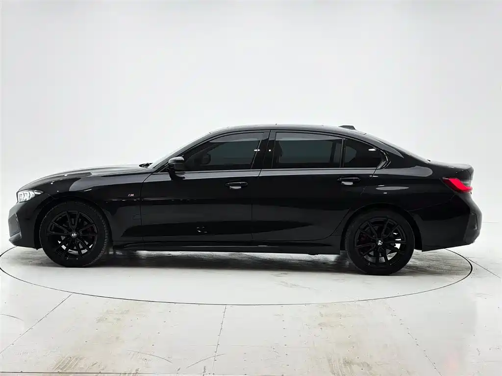 BMW 3 Series 2023 320Li M Sport Package фото 7
