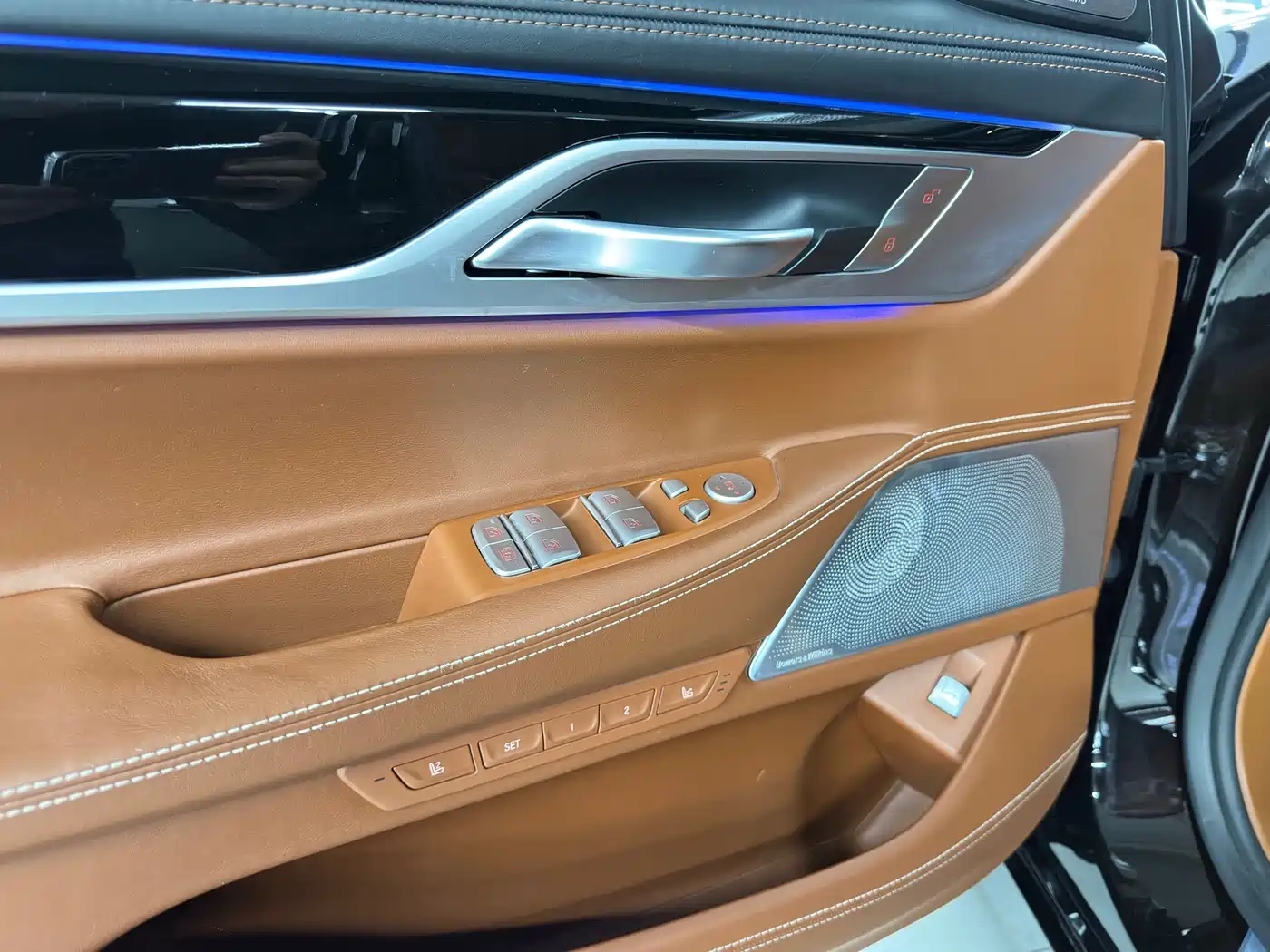 BMW 7 Series 2018 740Li xDrive Premium Type Excellence Package фото 7