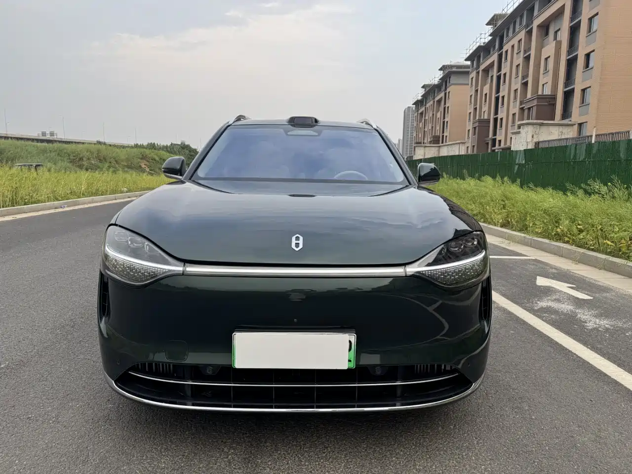 AITO Wenjie AITO M9 2024 Extended Range Ultra 42kWh 6-Seater фото 2