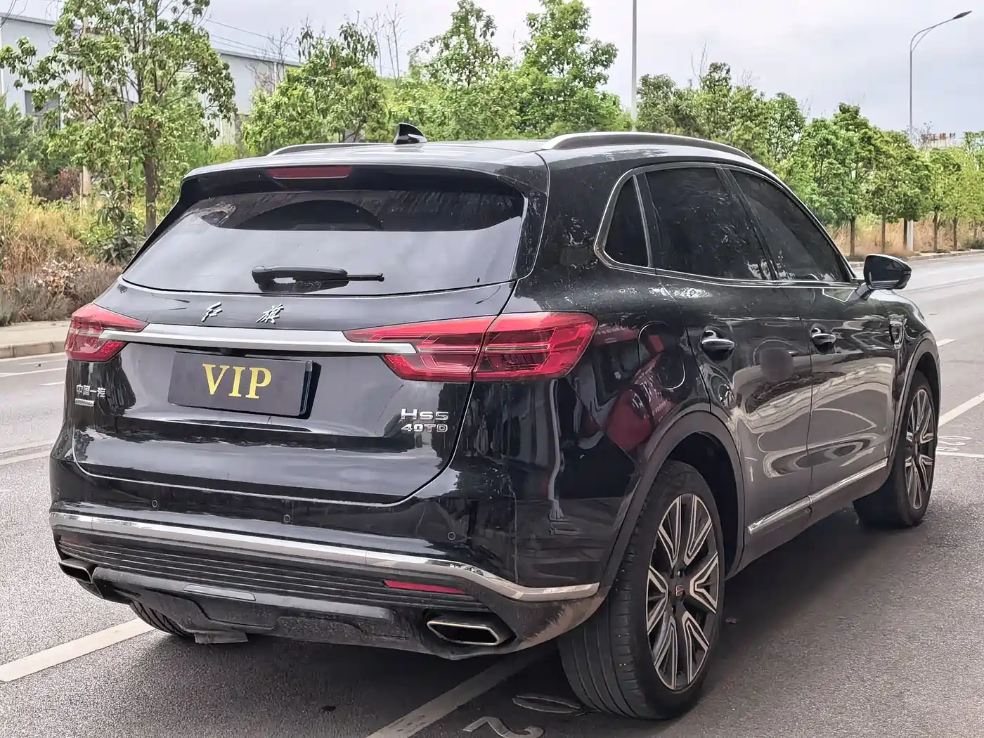 Hongqi HS5 2022 Facelift 2.0T Smart Flag Enjoyment AWD Edition фото 4