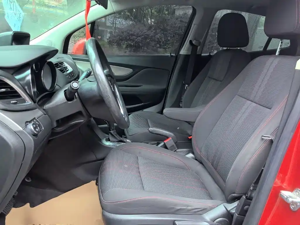 Фото 15 - Buick Encore