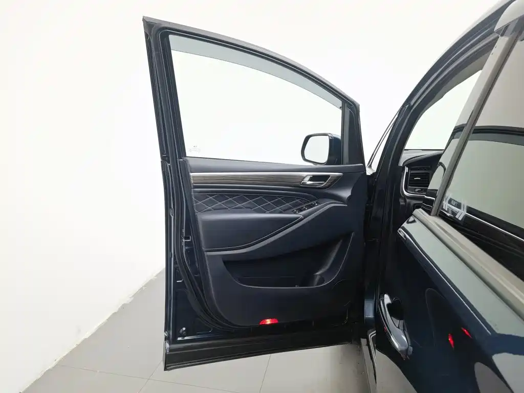 GAC M8, миниатюра 8