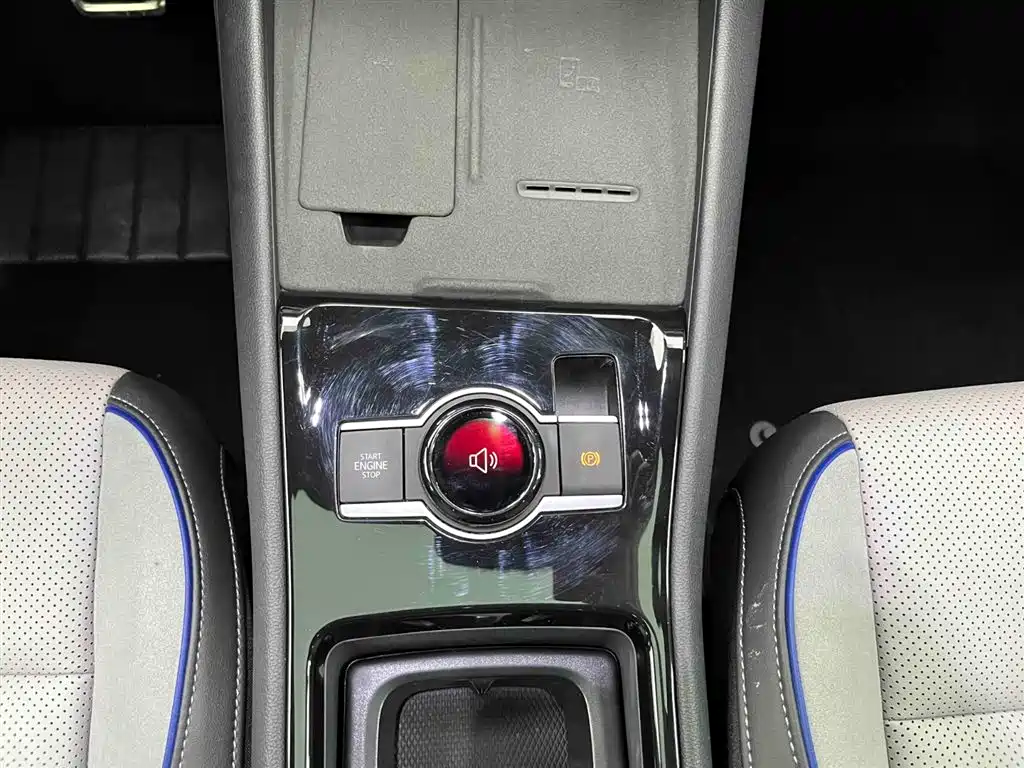 Volkswagen Tayron 2025 Model Tayron L 380TSI 4WD Luxury Easy Package фото 5