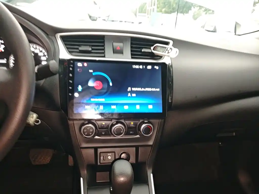Nissan SYLPHY, миниатюра 13