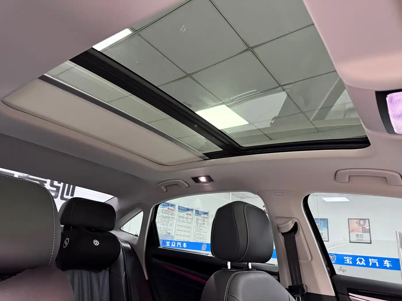 VOLKSWAGEN PASSAT NEW ENERGY