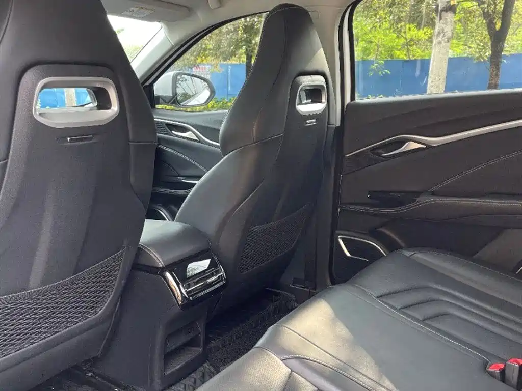 NEZHA AUTOMOBILE NEZHA U