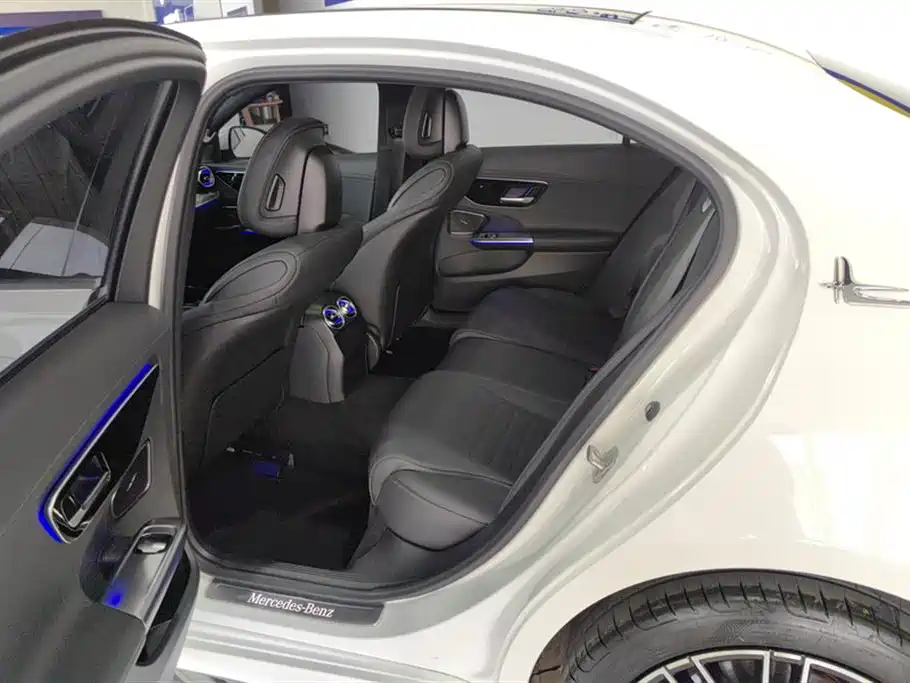 Mercedes-Benz C-Class 2024 Facelift C 260 L Sport фото 11