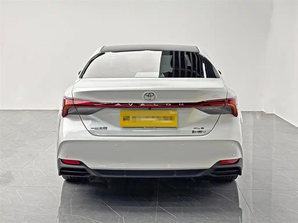 Toyota Avalon 2024 Model Hybrid 2.0L Prestige Edition фото 5