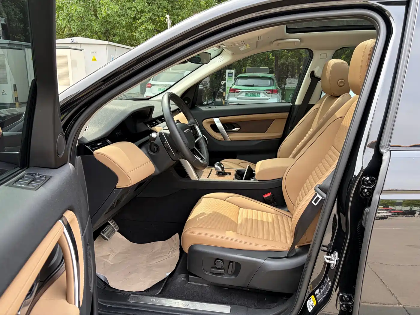 Land Rover Discovery Sport 2024 Performance Technology Edition фото 6