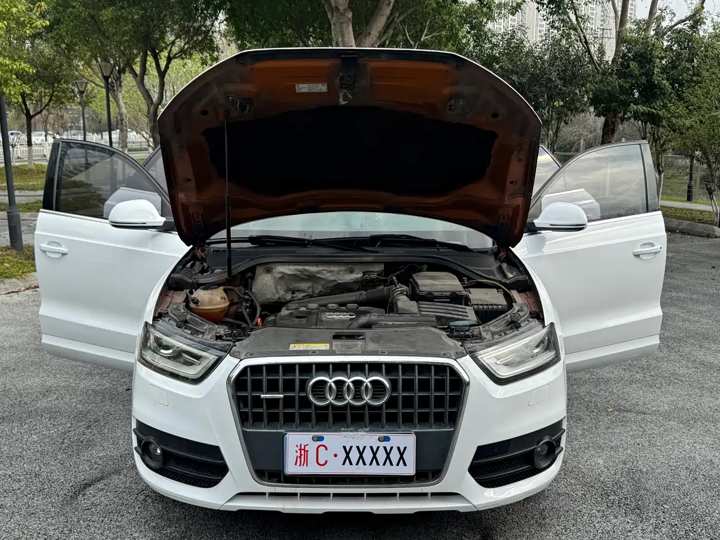 Audi Q3 2013 40 TFSI quattro Luxury Model фото 21
