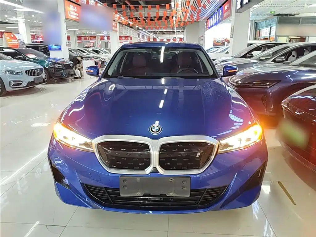 BMW i3 2022 eDrive 35 L фото 3