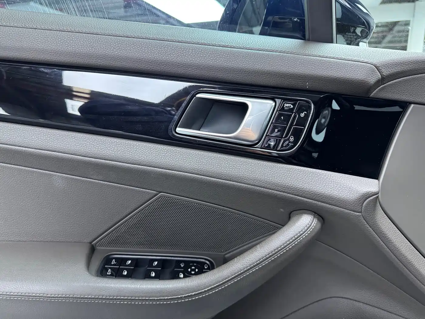Porsche Panamera 2017 Panamera 3.0T фото 4