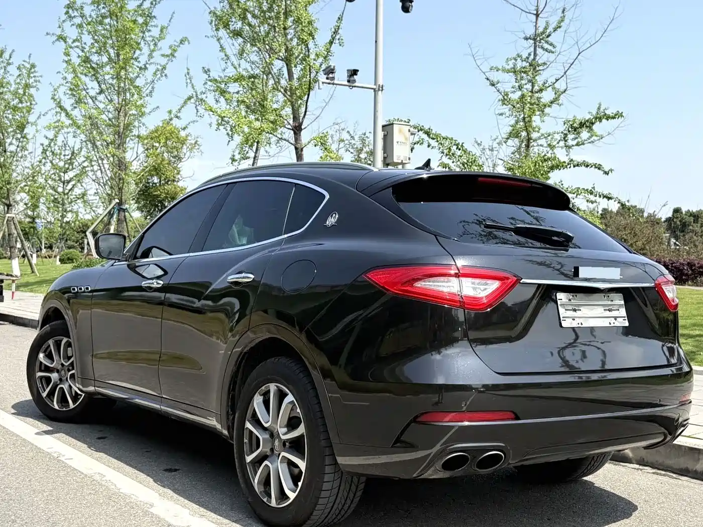 Maserati Levante 2016 3.0T Standard фото 12