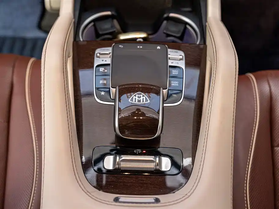 MERCEDES-BENZ MAYBACH GLS