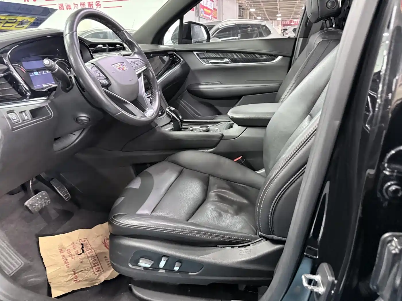 Cadillac XT6 2020 28T 6-Seater Luxury Model фото 8