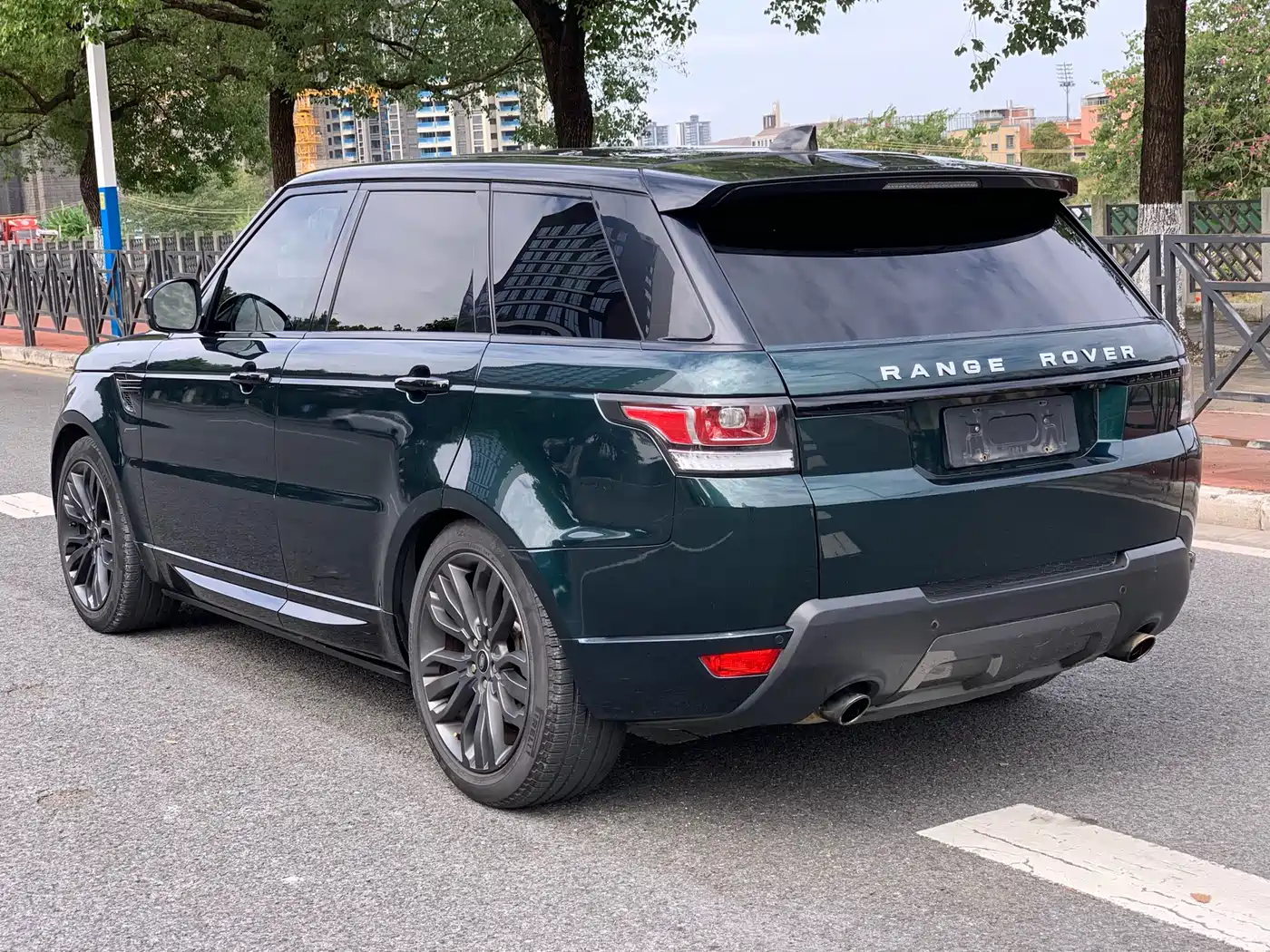 Land Rover Range Rover Sport 2017 3.0 SC V6 HSE DYNAMIC фото 4