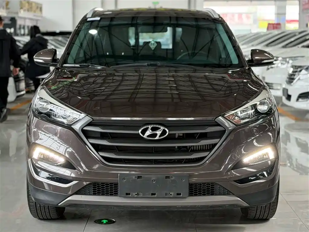 Hyundai Tucson 2015 1.6T Dual Clutch 2WD Smart фото 6