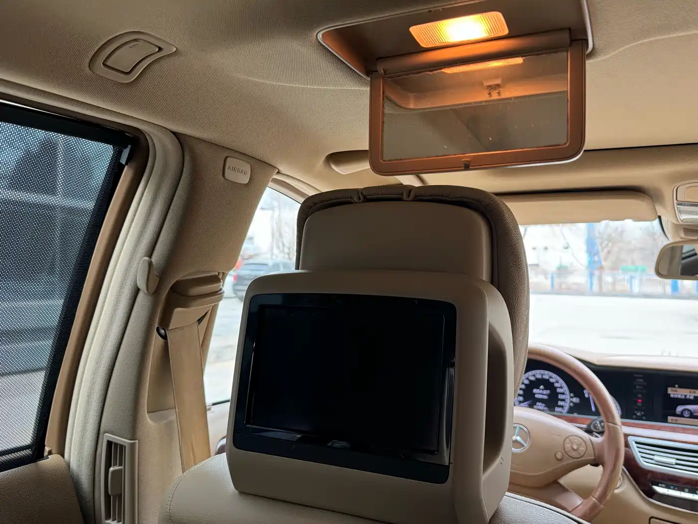 Mercedes-Benz S-Class 2012 S 300 L Luxury Grand Edition фото 17