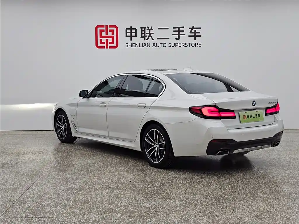 BMW 5 Series New Energy 2021 535Le Pioneer Edition M Sport Package фото 3