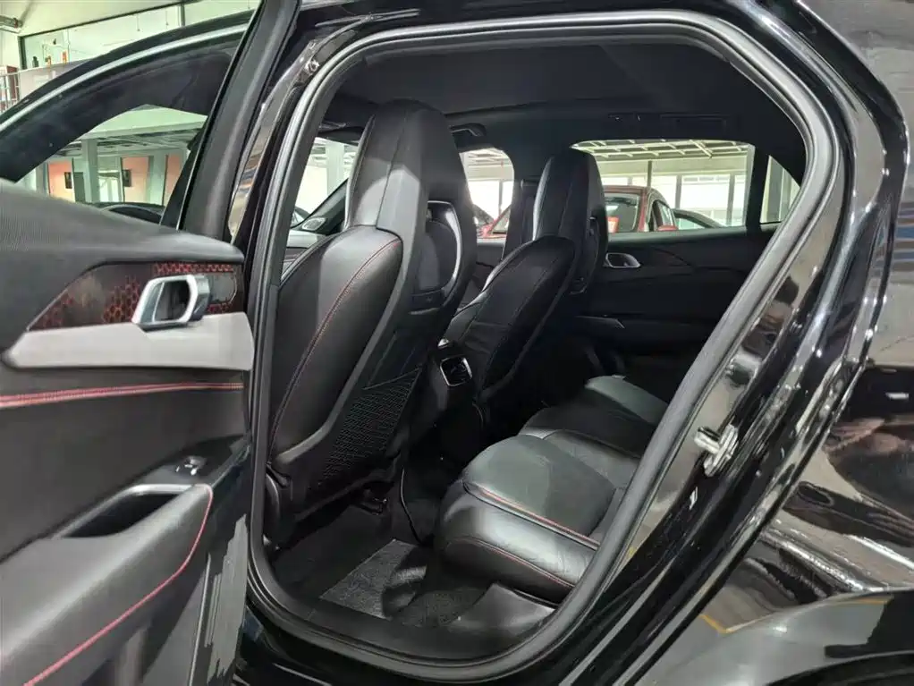 Lynk & Co 03 2018 1.5TD DCT Power Pro Version China V фото 7