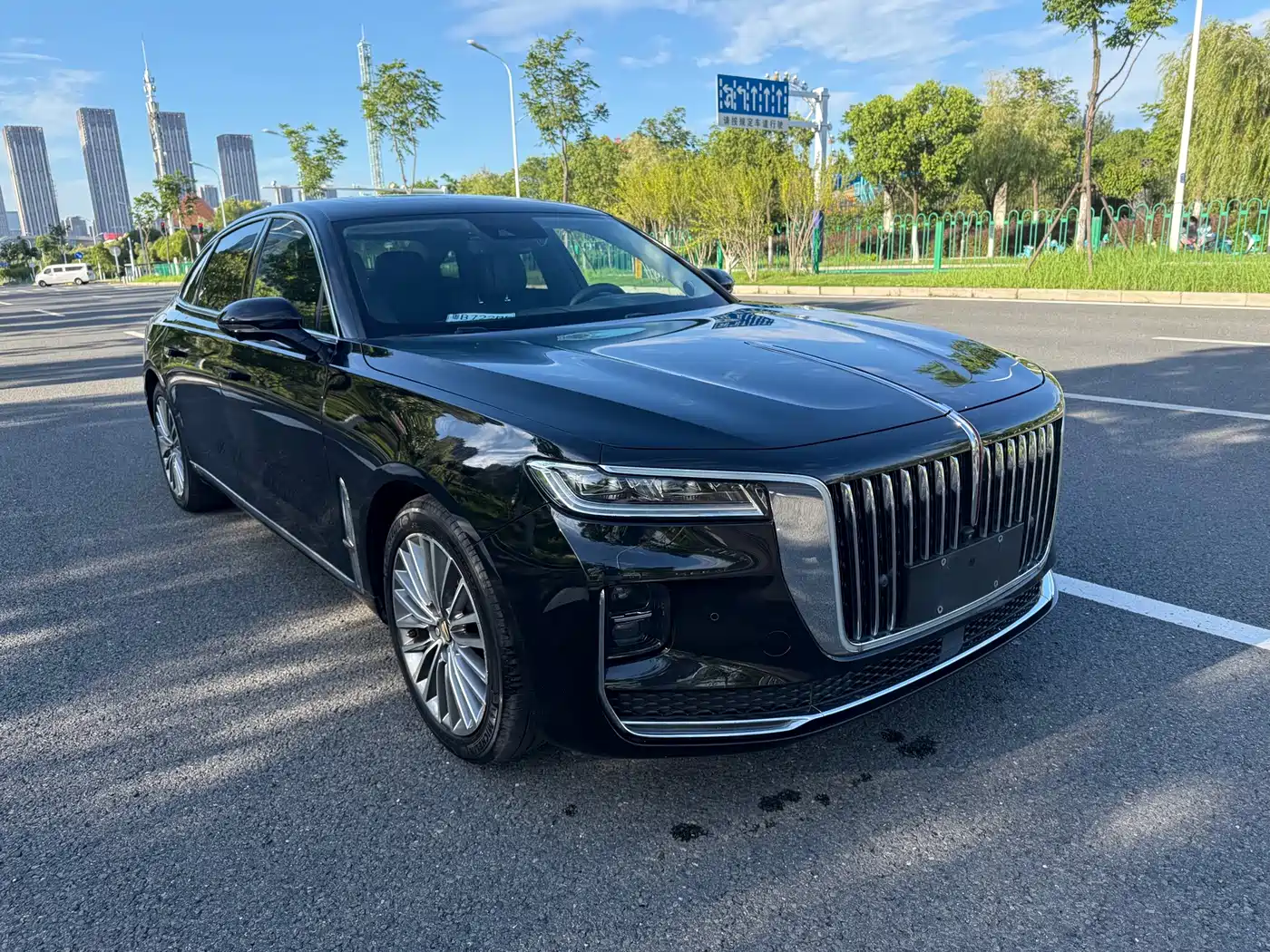 Hongqi H9 2021 2020 2.0T Smart Connection Qi Xiang Edition