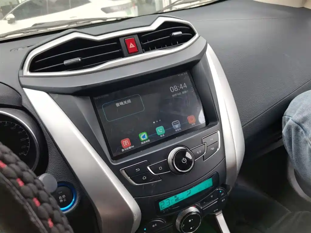 BYD Yuan New Energy 2019 EV360 Smart Connect Premium Edition фото 13