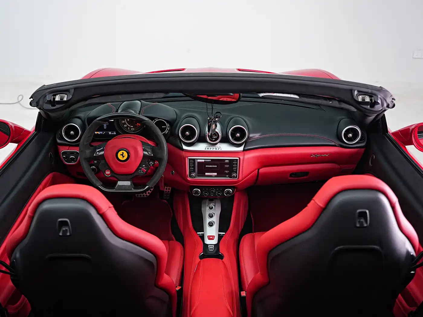 Ferrari California T 2015 2015 3.9T Standard