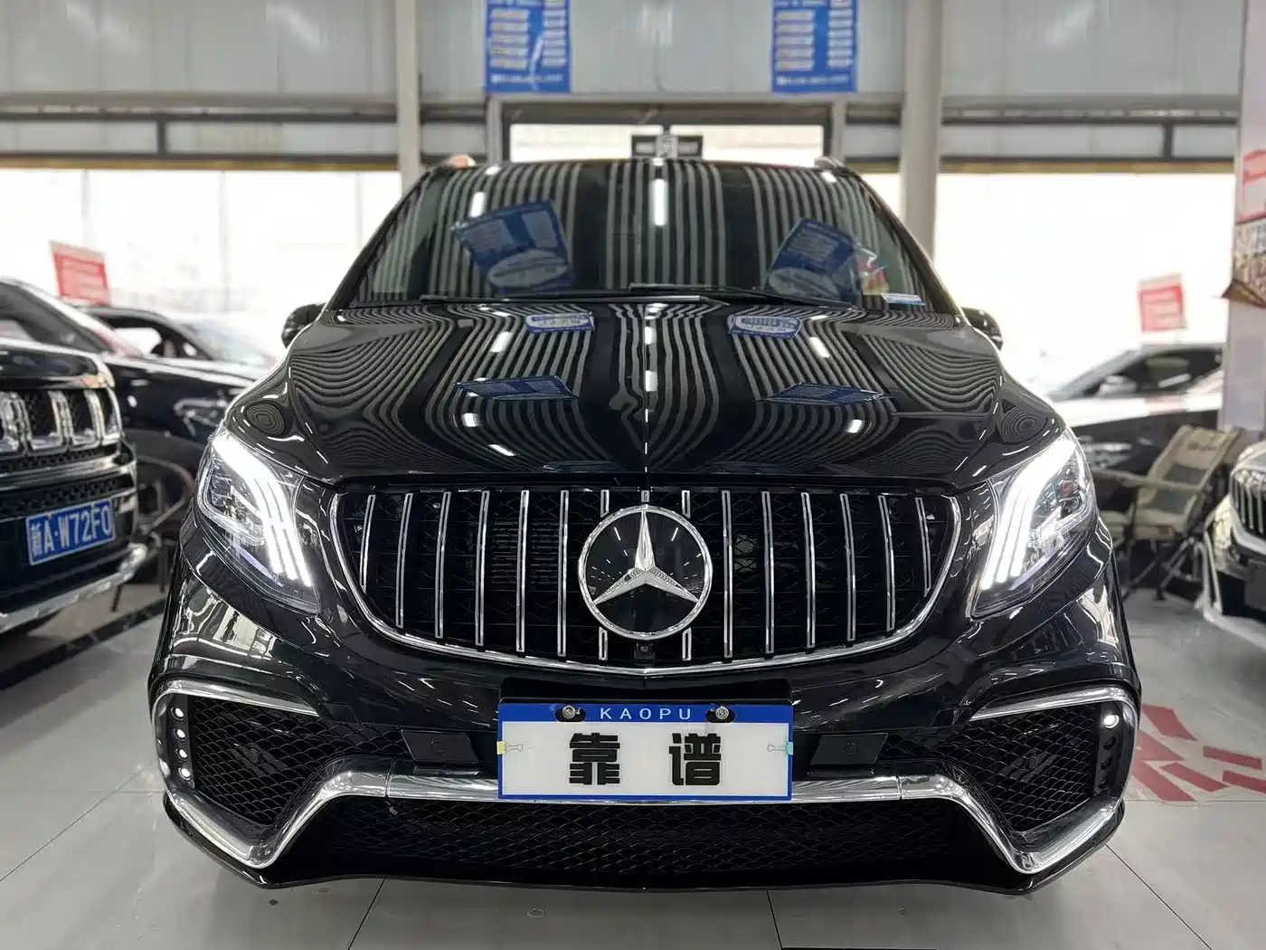 Mercedes-Benz Vito 2021 2.0T Business Edition 7-seater фото 2
