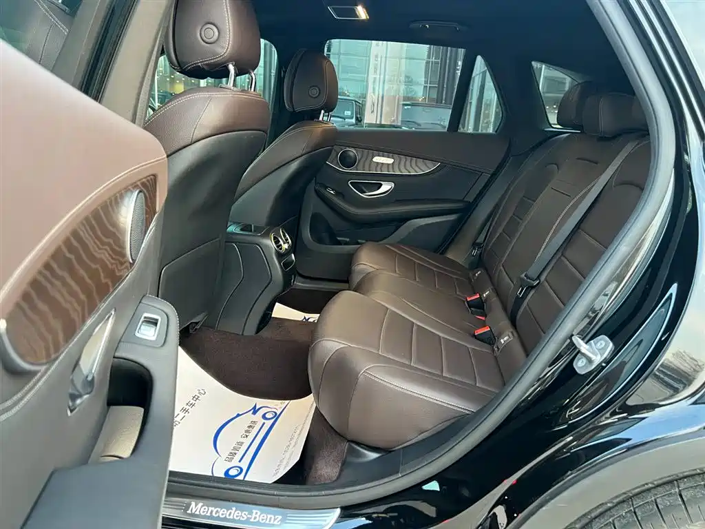 Mercedes-Benz GLC 2020 GLC 260 L 4MATIC Luxury фото 11