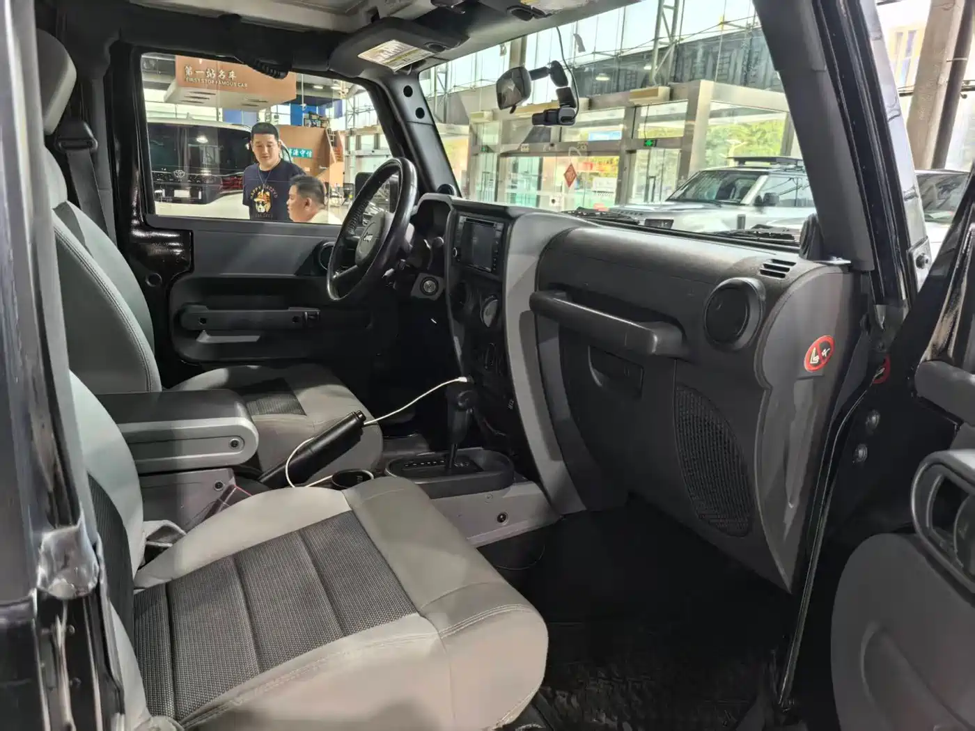 Jeep Wrangler 2010 2010 3.8L Rubicon 2-Door
