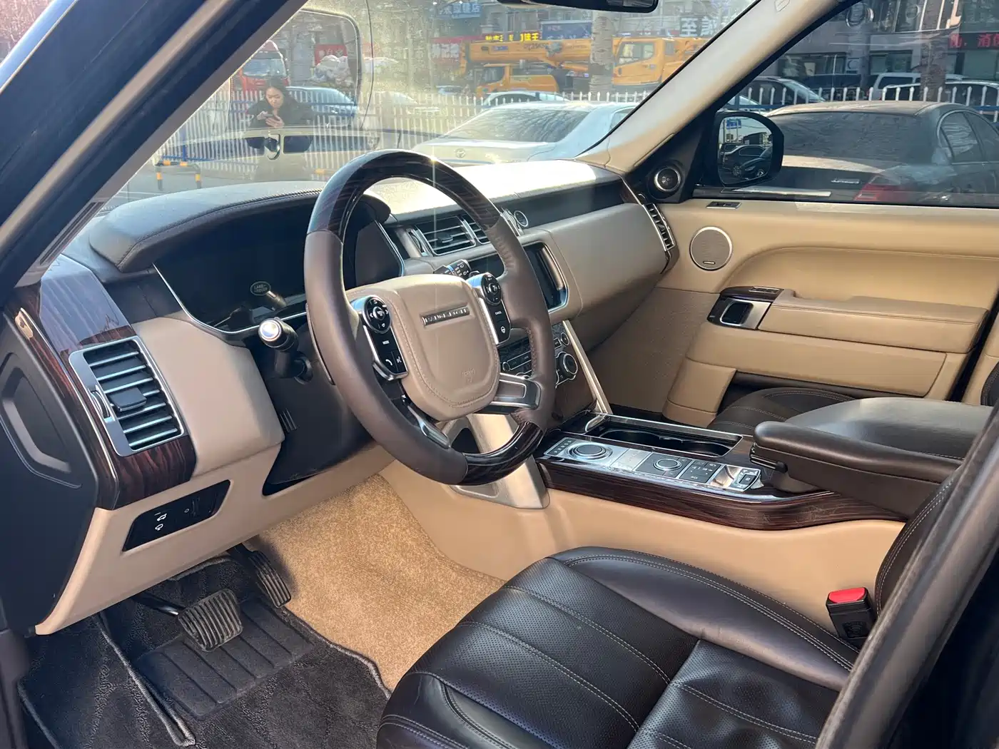 Land Rover Range Rover 2015 3.0 SC V6 Vogue фото 4