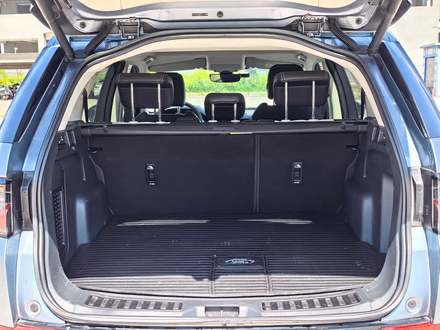 Land Rover Discovery Sport 2020 249PS R-Dynamic Performance фото 19