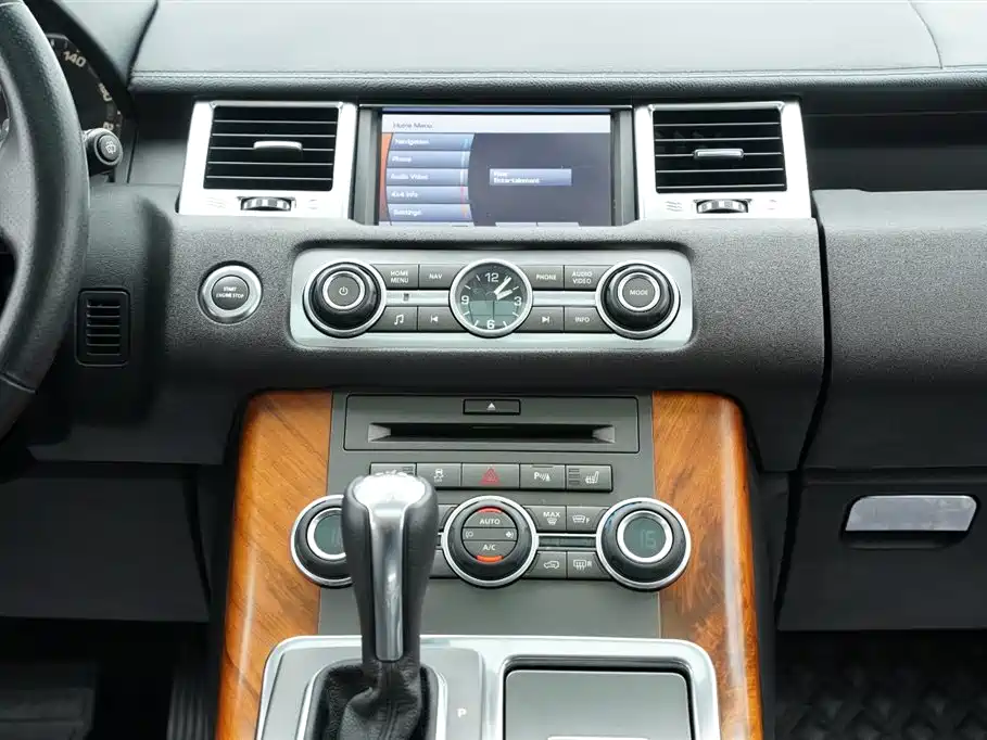 Фото 19 - Land Rover Range Rover Sport